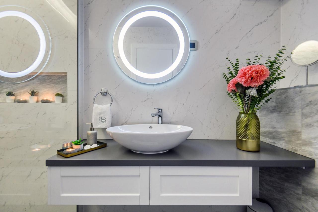 Divine Luxury Purple Apartment Zadar