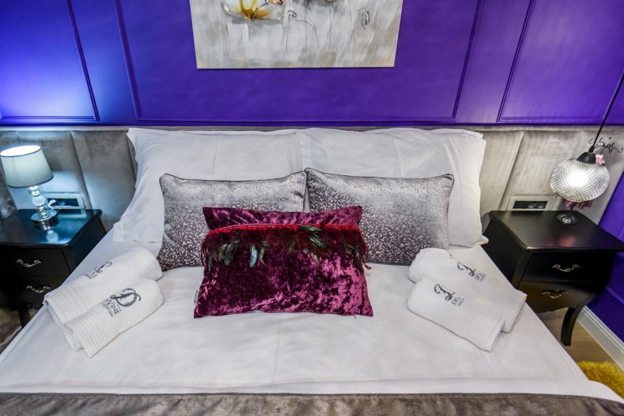Apartment Divine Luxury Purple *